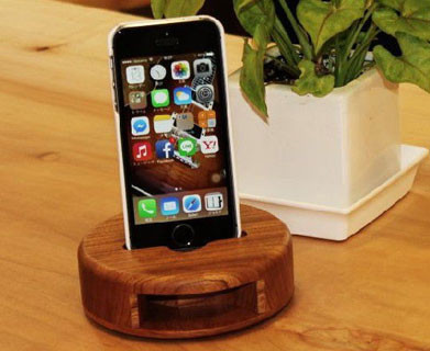 iphone木製スタンドスピーカー